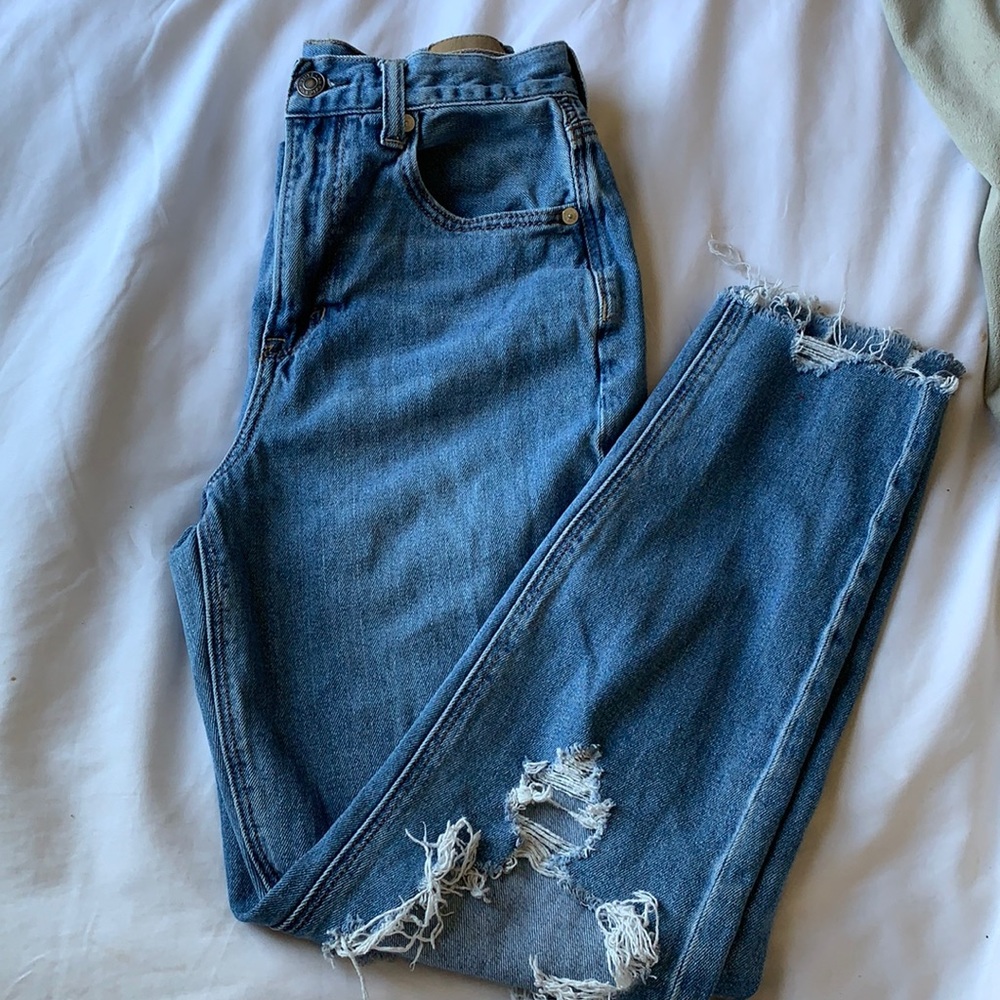 American Eagle Mom Jeans!